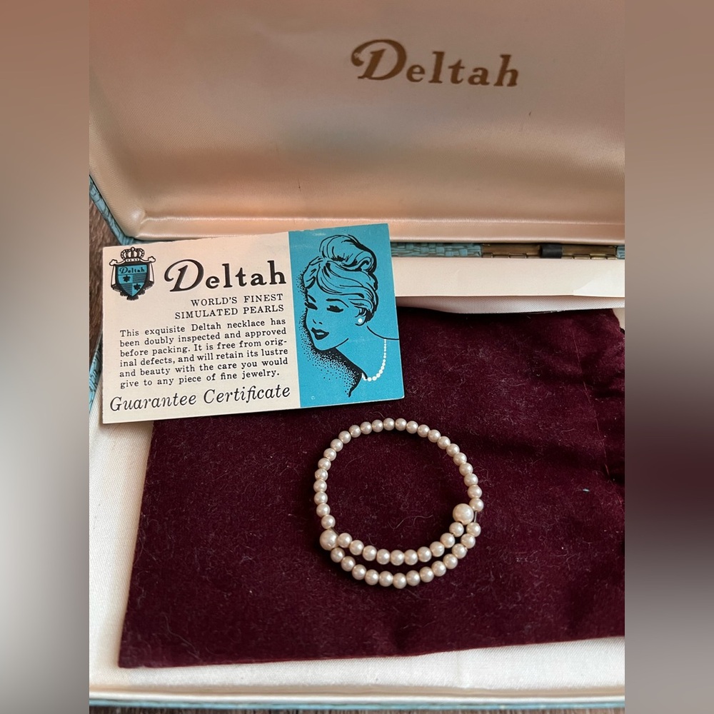 Deltah Antique World’s Finest Simulated Pearl Baby Bracelet